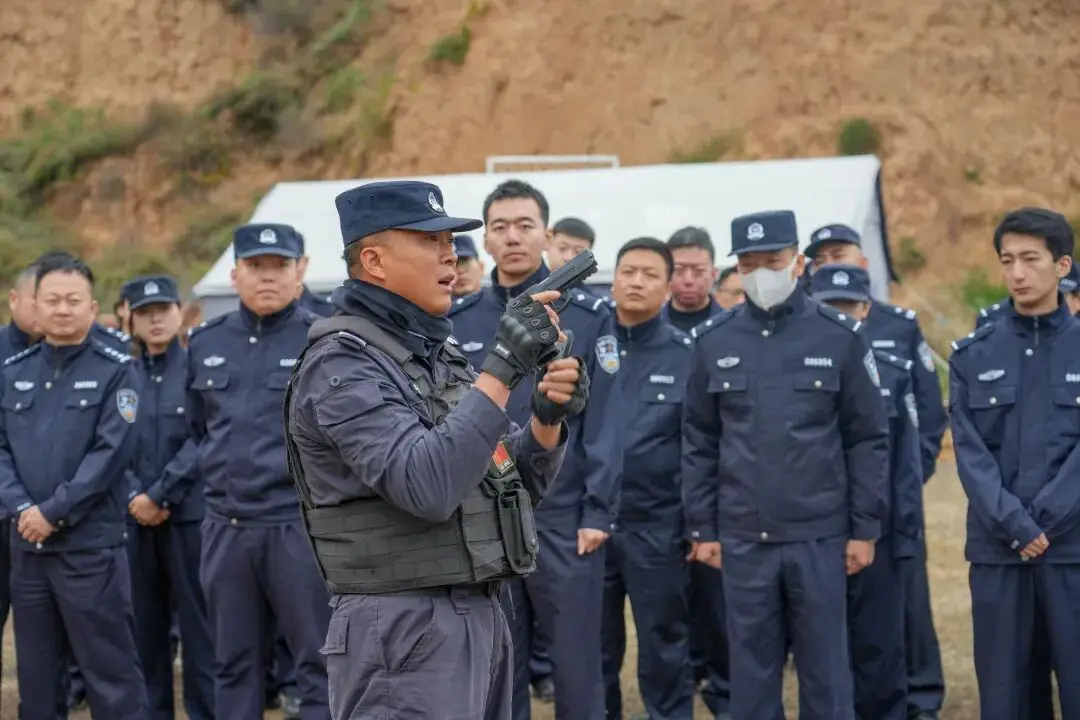 神木公安：实弹射击场上的“硬核”练兵，锻造守护平安的尖兵