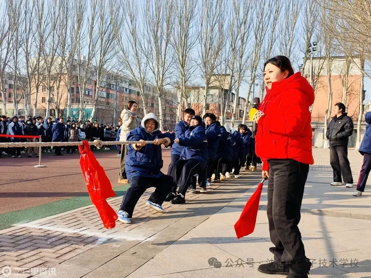强体铸魂，沈阳市电子技术学校学生拔河比赛圆满落幕