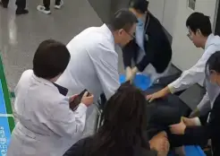 惊险一刻！57岁男子卫生间门口晕厥，幸好遇到了他……