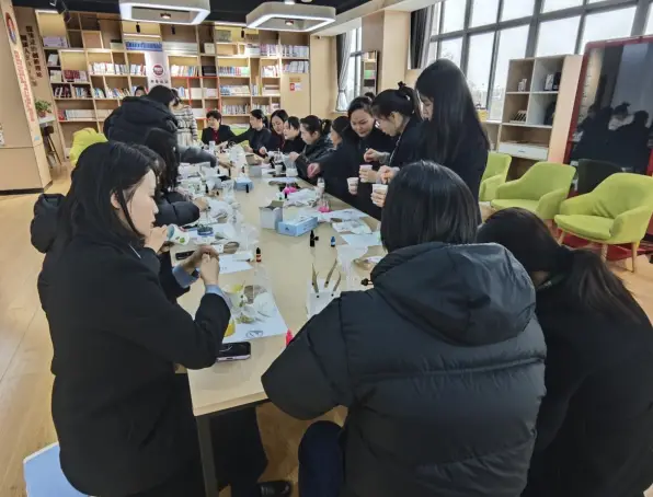 秦都区渭滨街道开展“三八”妇女节系列活动