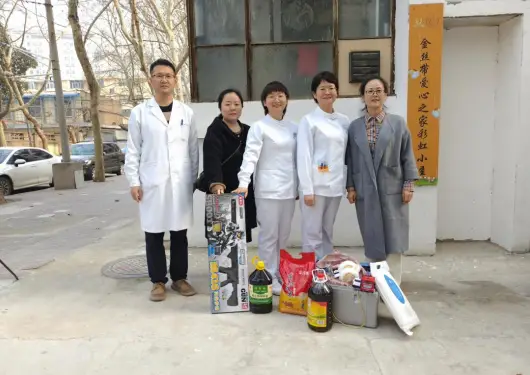 三月春风暖 雷锋精神扬 | 咸阳彩虹医院第十六党支部学雷锋践善行