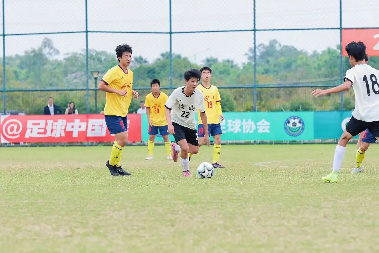 绿茵逐梦！汉滨初中滨江校区体育赛事获奖喜报
