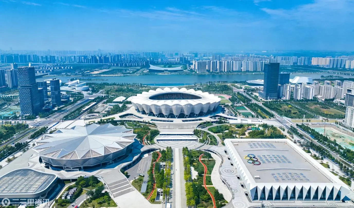 当奥体邂逅溪谷，金茂勾勒东方隐奢实景范本