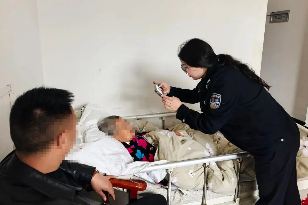 汉滨公安：户籍窗口春意暖 便民服务零距离