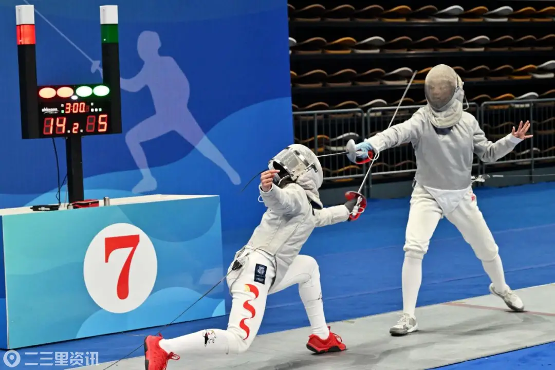 378名选手竞逐全省青少年击剑冠军赛