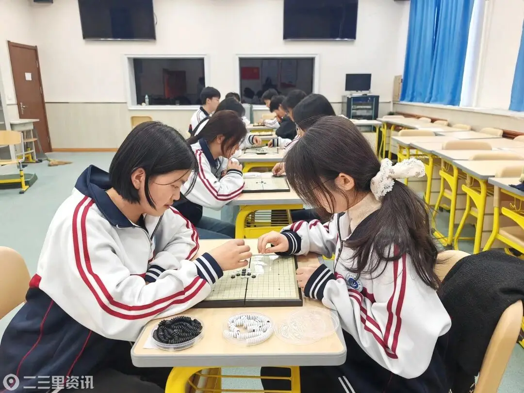 方寸棋盘展才智，沈阳市电子技术学校棋类比赛圆满落幕