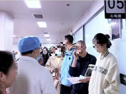 清明假期，为了1066名中考生，他们集体返岗！