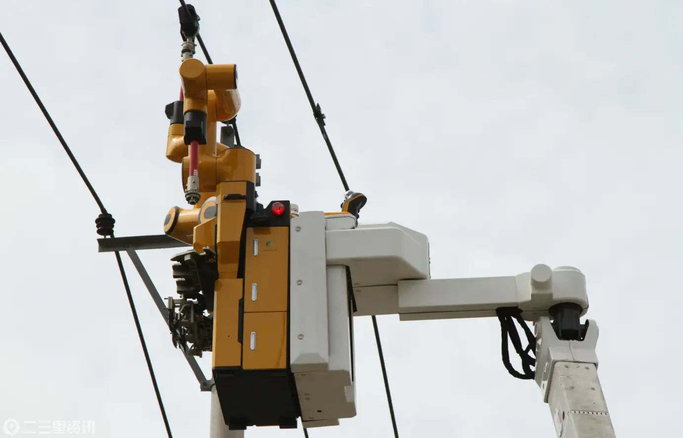 国网西乡县供电公司：支部联建攻坚机器人作业应用