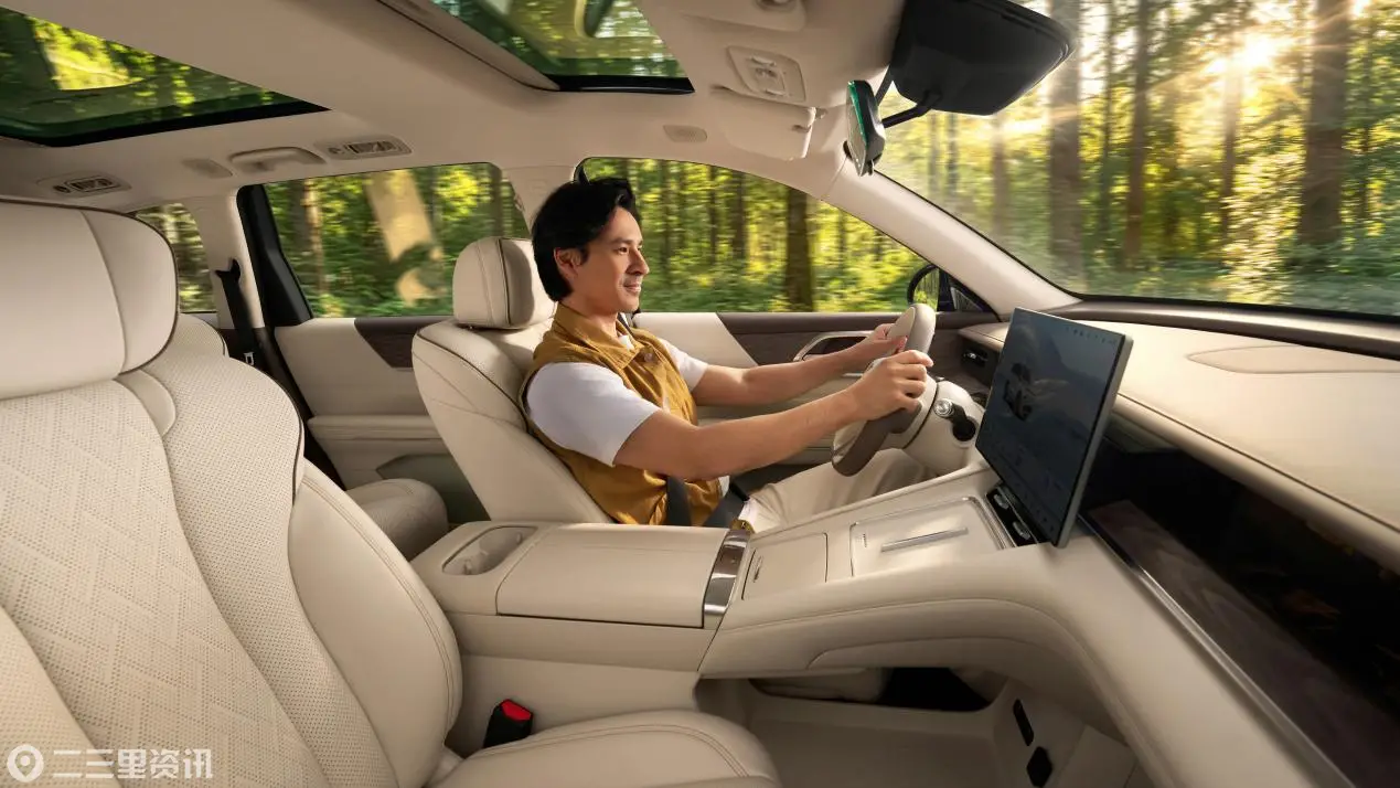 05单人-人体工学座椅-城市环境+小图