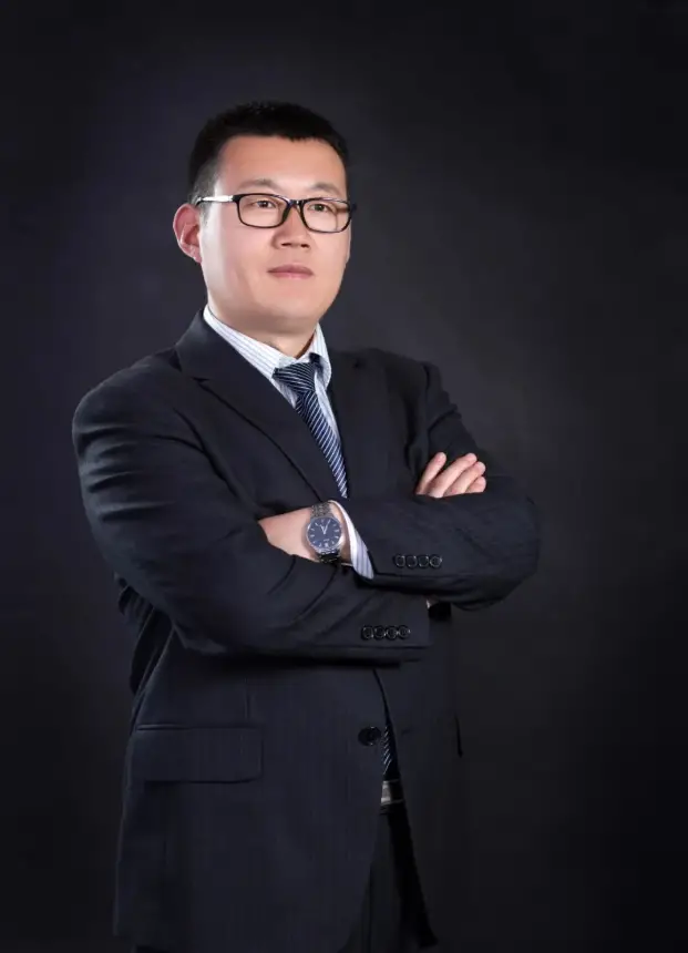 咸阳渭城中学名师风采录：唐育周