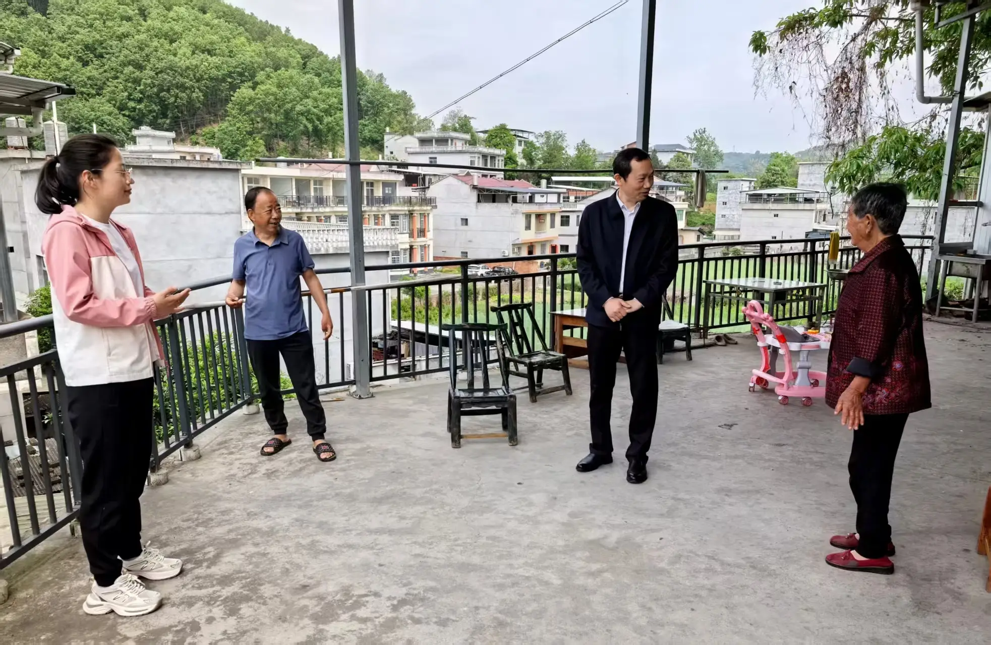 入户摸排听民声 源头纾忧护平安 ——建民街道月河新村扎实开展矛盾纠纷入户大排查工作