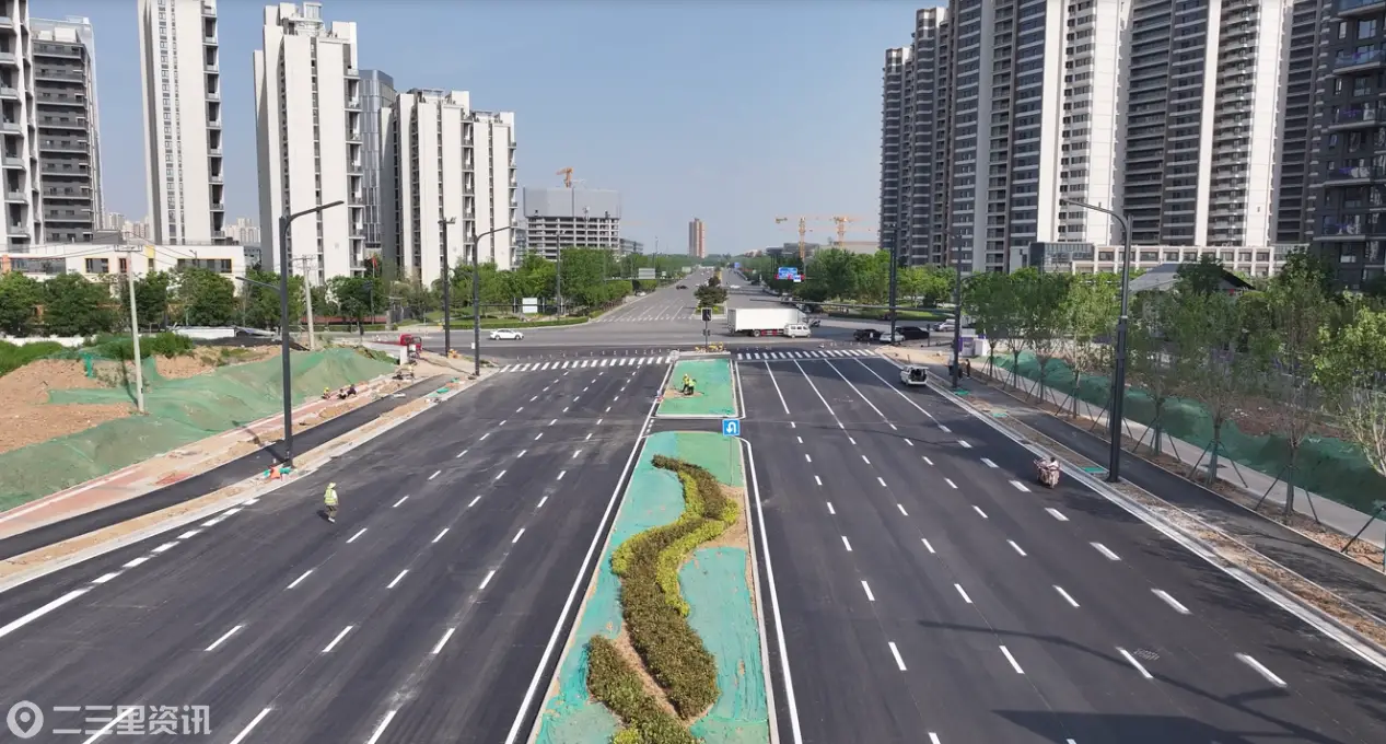 织密交通网赋能高质量发展   丝路科学城两条新道路将于“五一”正式通车