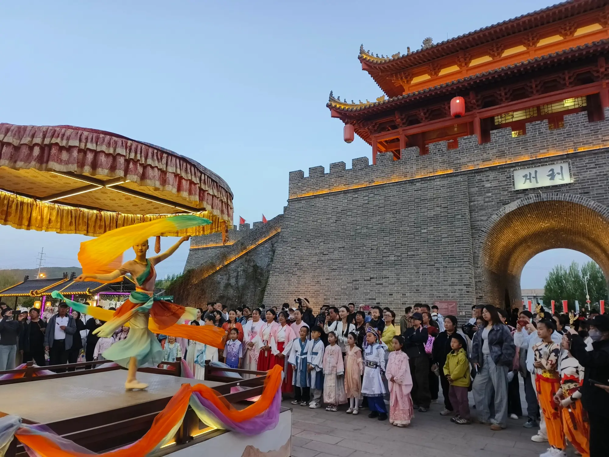 五一趣出游  朝阳多地文旅开局热度拉满
