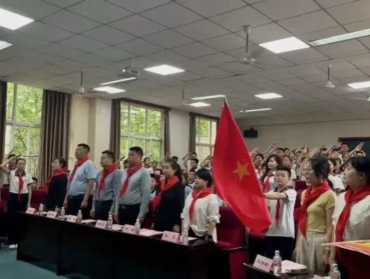 入队仪式 || 陕西科技大学附属中学庆“六一”系列活动（二）
