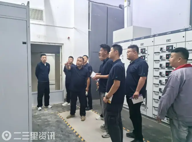 深化“比、学、赶、超”  提升专业技能——咸阳城投物业开展“传帮带 师带徒”培训活动