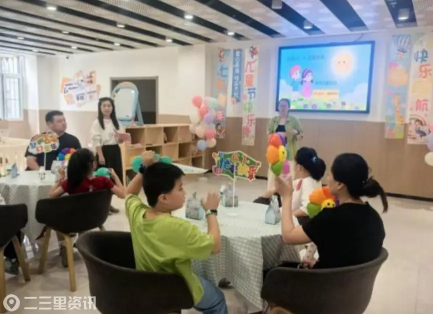 飞扬迎六一 圆梦守童心 — 高新区暖心开展困境儿童六一关爱护航活动