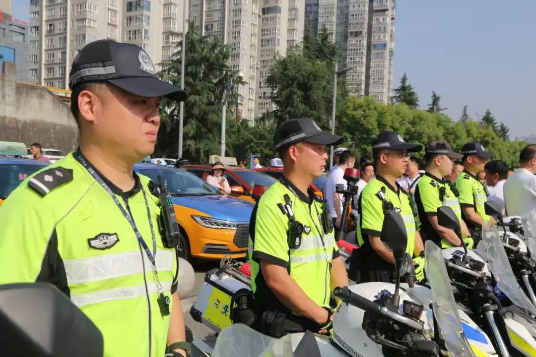 初心不改十九载 温情守护逐梦路