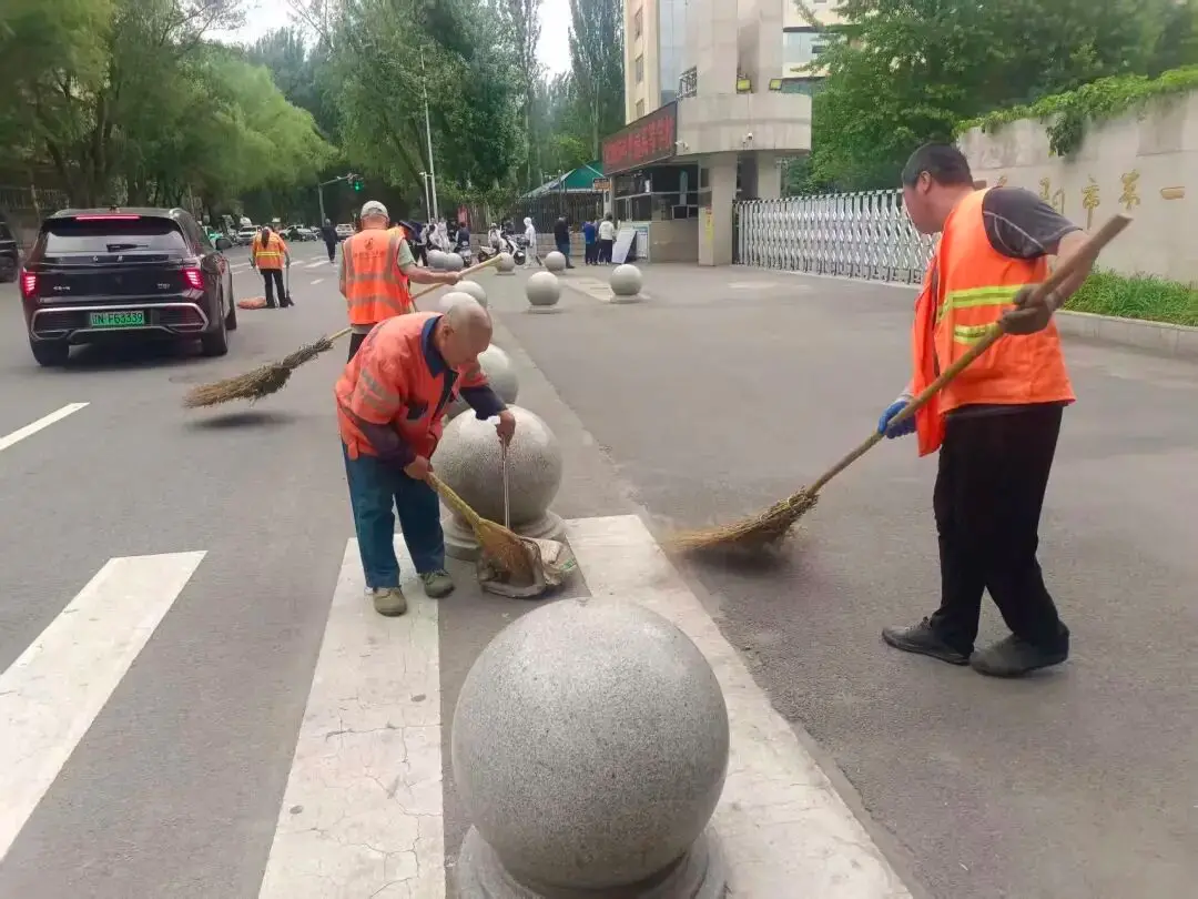 以“净”护考，以“静”护航——朝阳环境集团道路机扫分公司全力守护学子逐梦之路