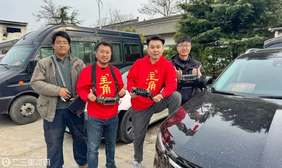睁开一双“新传媒”的眼睛，我们看见…… ——西安欧亚学院“新传媒”战略的共生之路