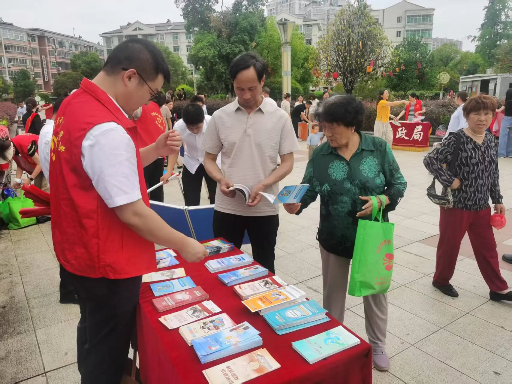 中行汉阴县支行：普及金融知识 守住‘钱袋子’  筑牢县域金融安全防线