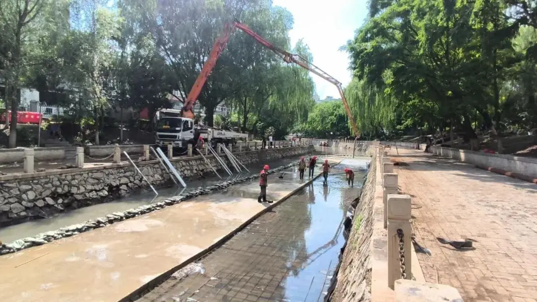 清淤提质焕新颜，生态治水惠民生——朝阳环境集团天心湖河道应急改建工程有序推进