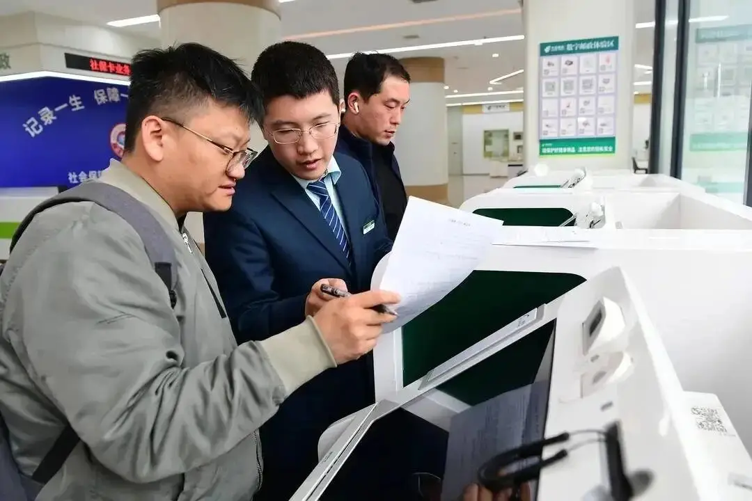 以数字化转型推动模式重塑 建平县政务服务提速有“密码”