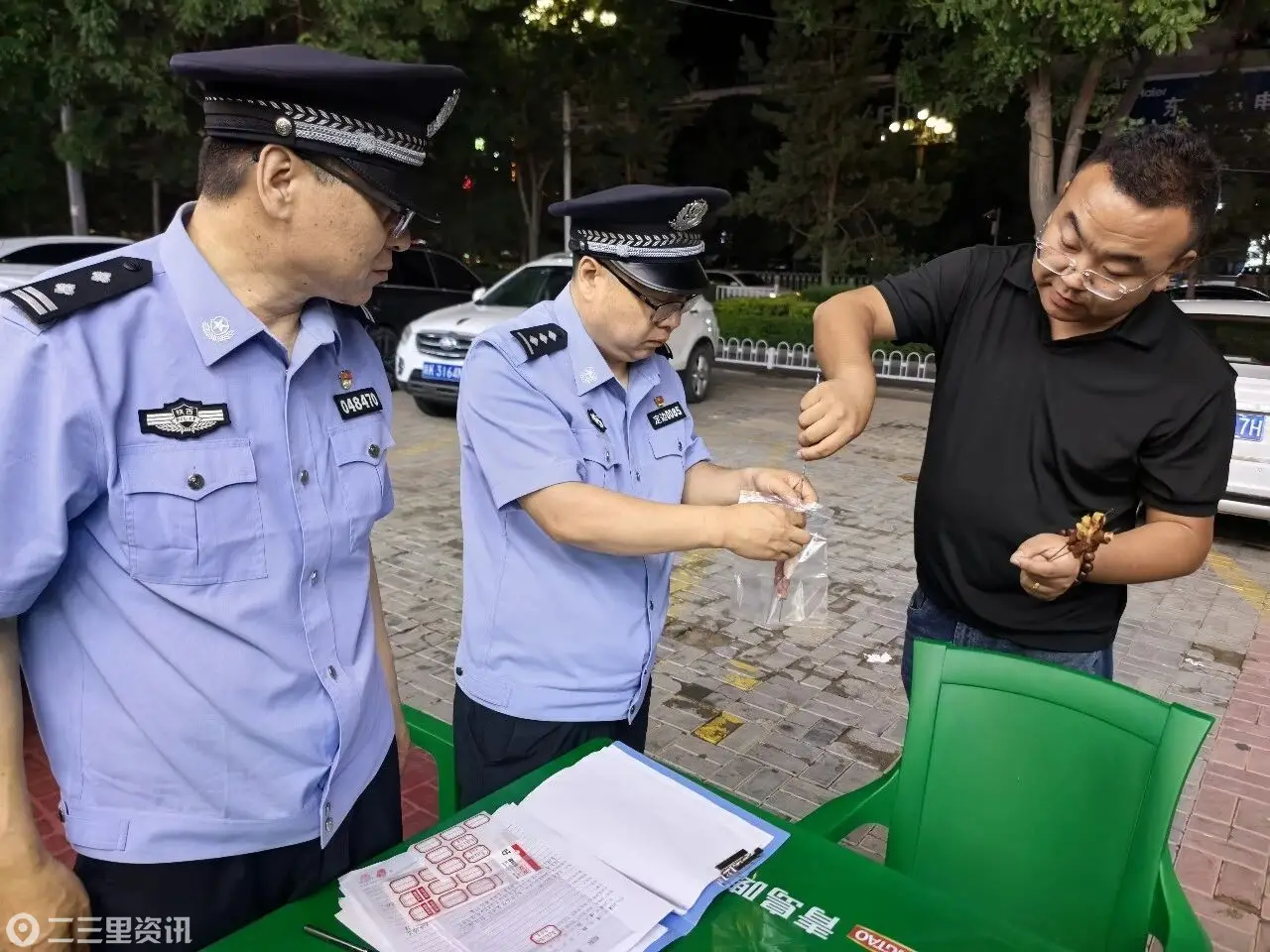 护航“舌尖安全” ！环食药侦大队开展夜市肉制品专项抽检检查
