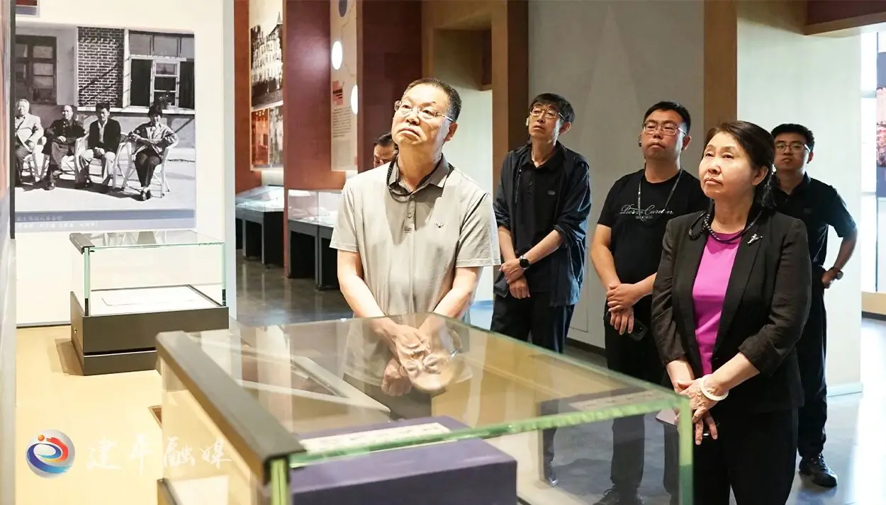 赤峰市喀喇沁旗政协到建平县调研