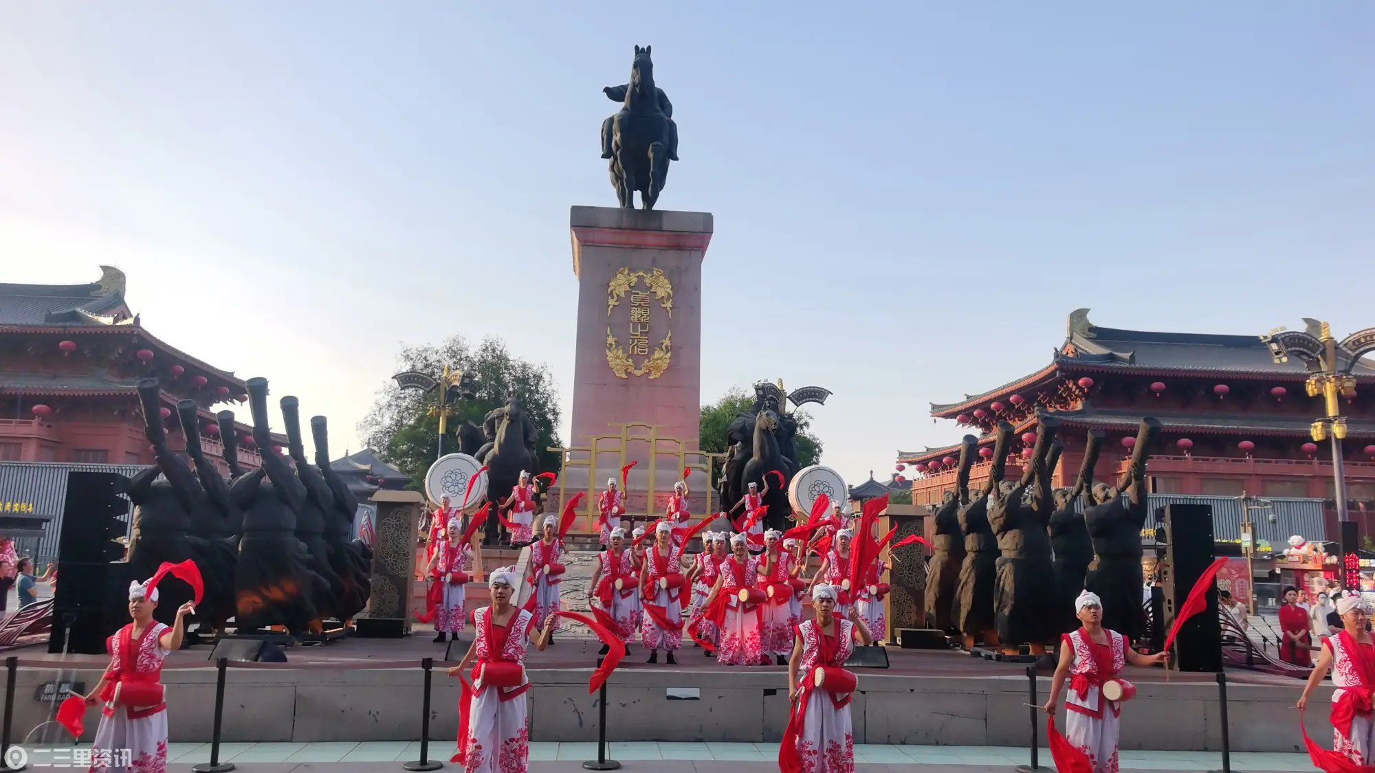 榆林非遗专场展演亮相大唐不夜城