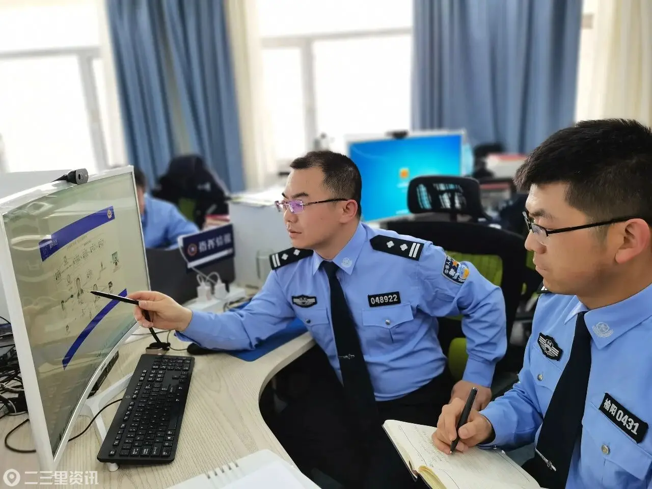 庆祝建党105周年 | 党旗，我想对你说（一）