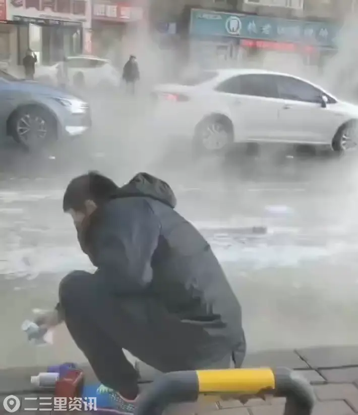 大连一药店称遭大发热电供暖主管线爆裂“热水倒灌”，后续理赔遇阻，供暖企业久无回应