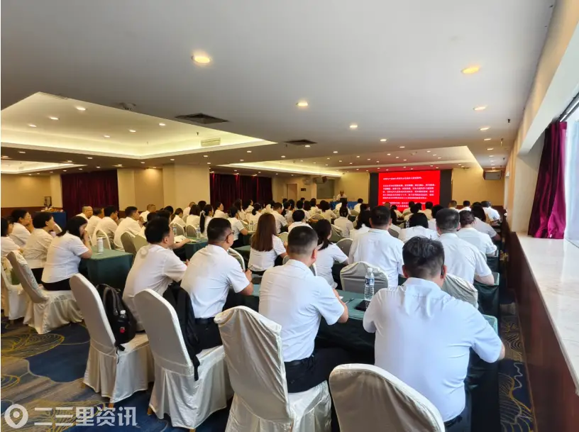赓续红岩英烈精神 树牢为民行医政绩观 咸阳彩虹医院党委赴渝开展红色研学暨正确政绩观专题教育