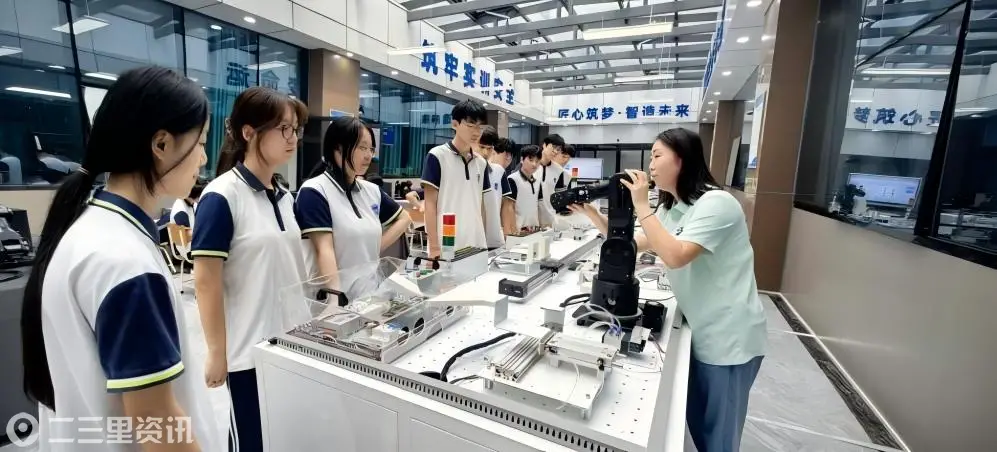 锚定新质生产力 抢占低空经济与智造新赛道|西安外事技工学校2026年秋季增设两大紧缺专业，精准填补产业人才缺口