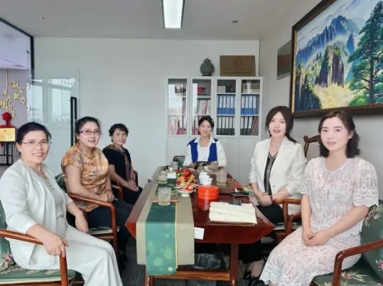 西安市作协副主席杨莹赴市女企业家协会开展文化交流