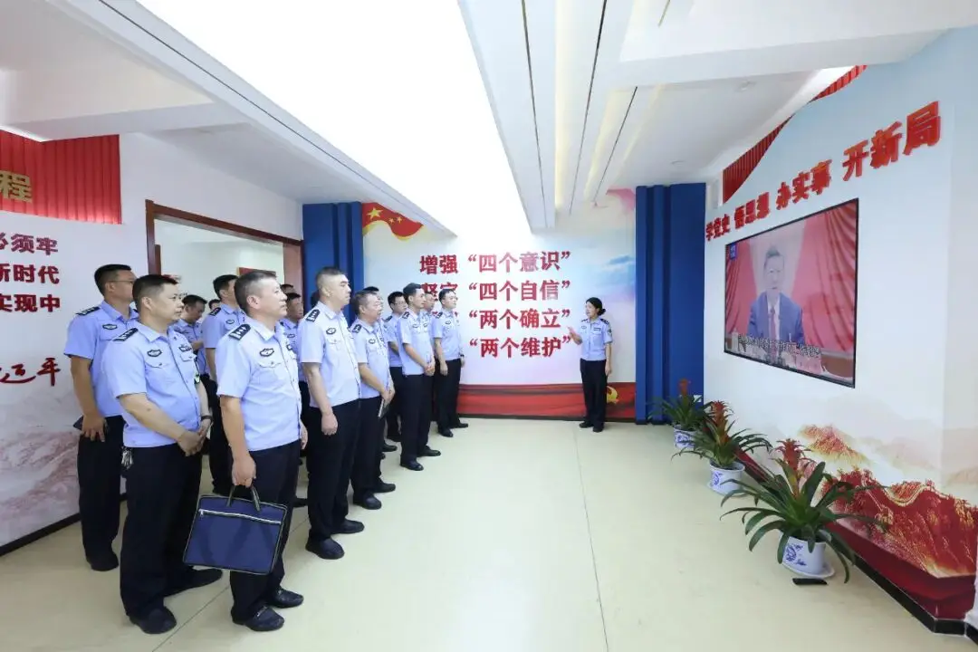 汉滨公安分局组织开展政治工作“八大行动”集中观摩学习活动
