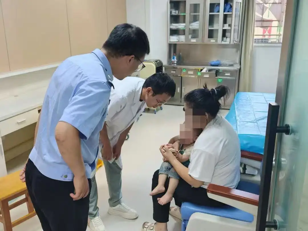 汉滨公安连续处置2起突发警情