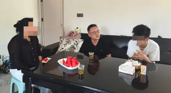 三年帮扶结硕果，爱心接力护成长