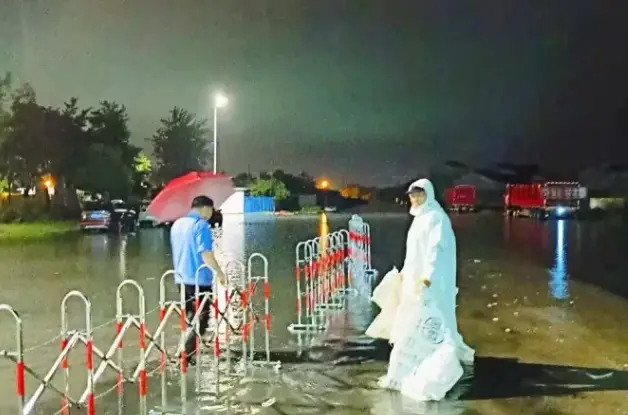 暴雨橙色预警下，汉台区七里街道563名抢险力量闻“汛”而动