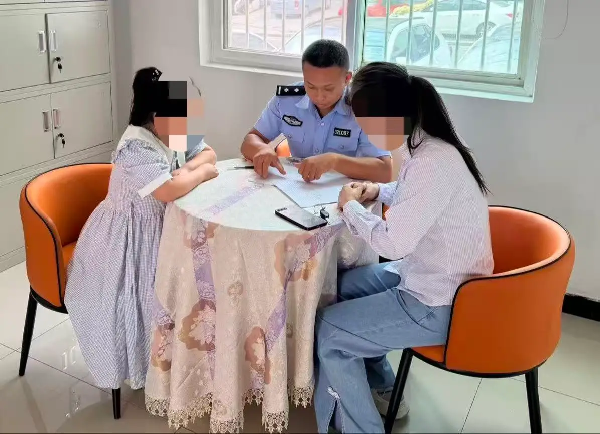 平利公安：“三到”走访暖童心 平安守护伴童行