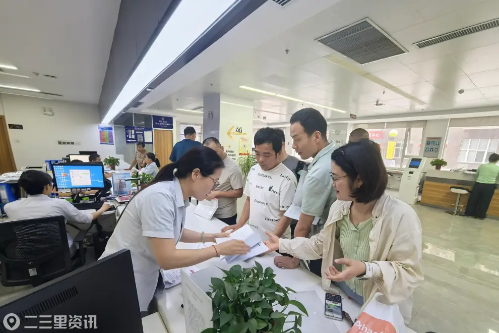 西安高新区多措并举暖心护航育儿补贴申领