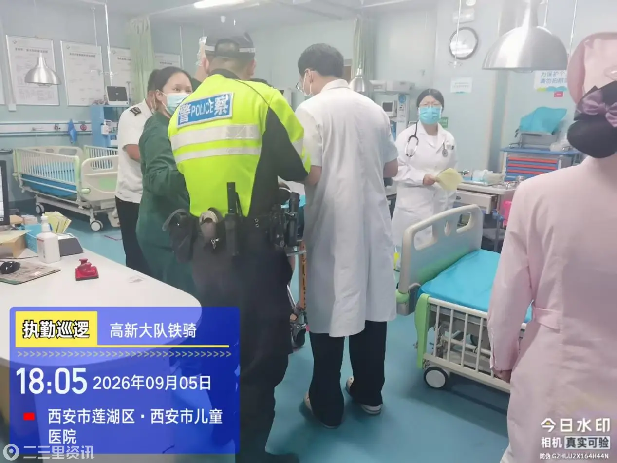 13分钟生死时速 高新交警护送患儿就医