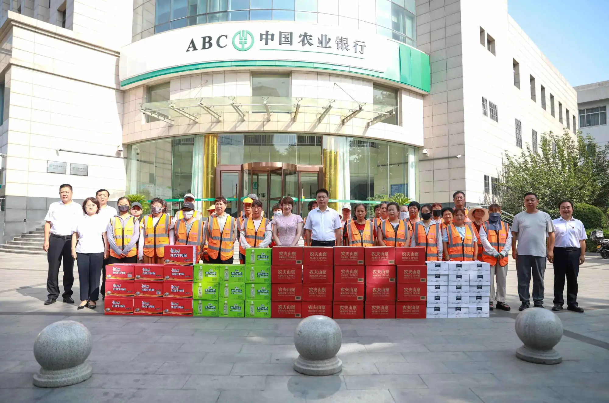 反诈消保零距离！农行渭南分行把金融安全送到群众身边