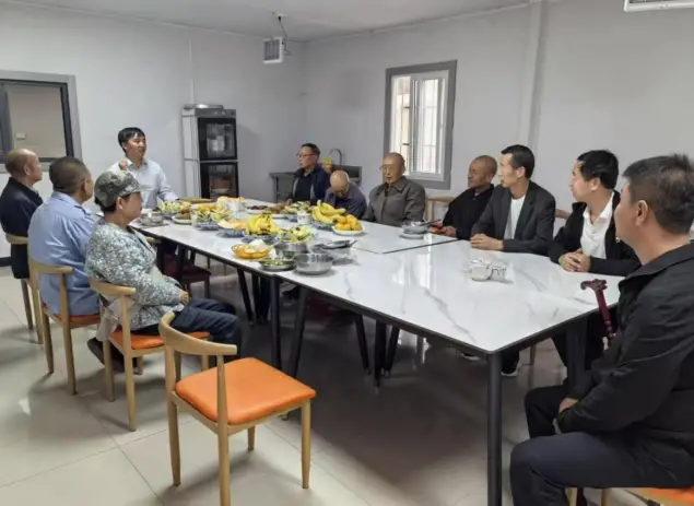 彬州市豳风街道：月满中秋送关怀 情暖桑榆护安康