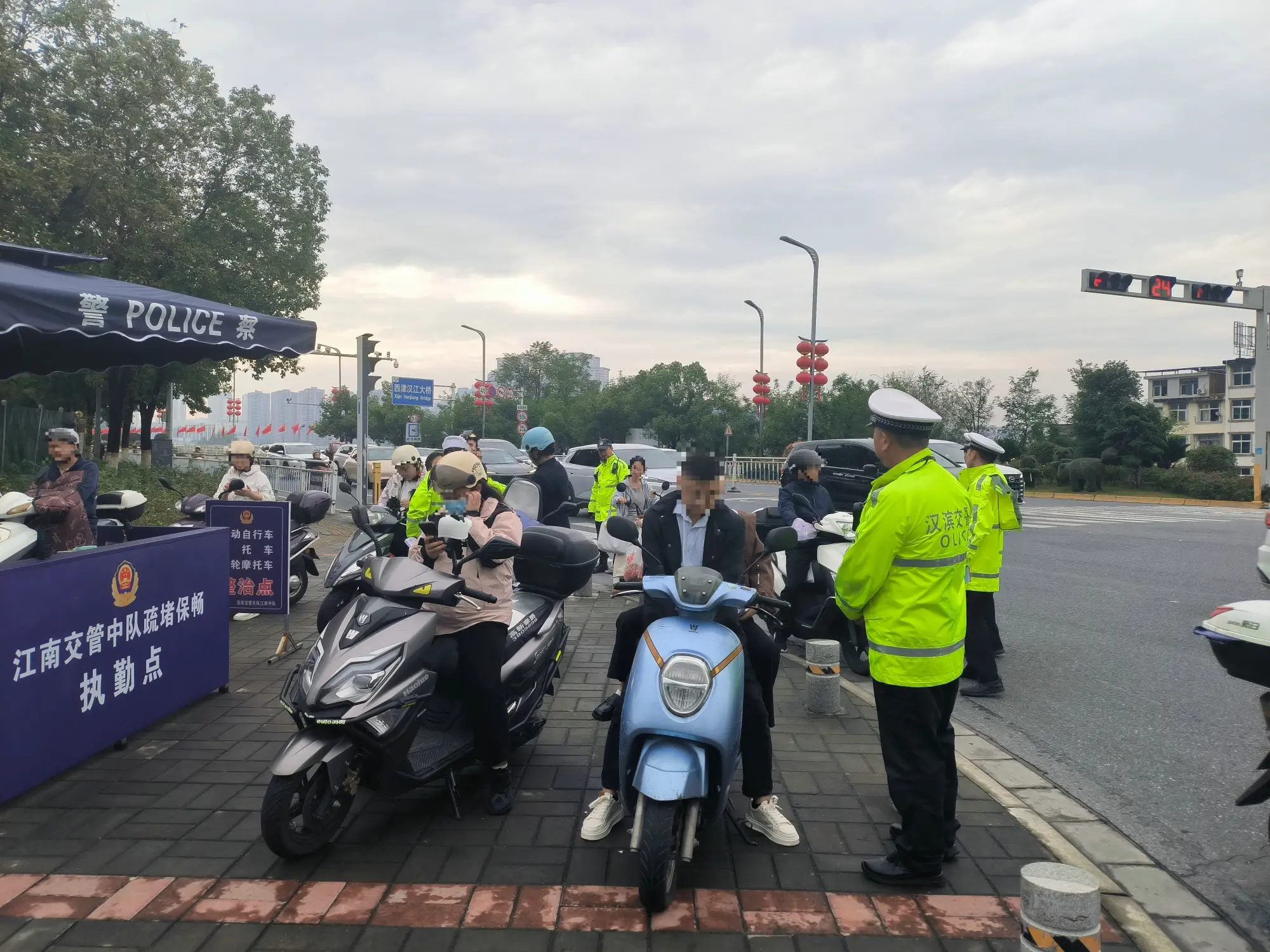 汉滨公安交警：“三车”整治不松懈 常态管控护平安