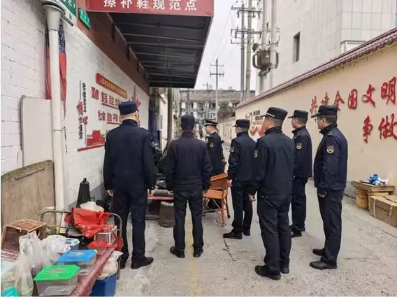 城管下沉进社区 疏堵并举暖民心——汉滨城管老城执法中队柔性治理破解占道顽疾