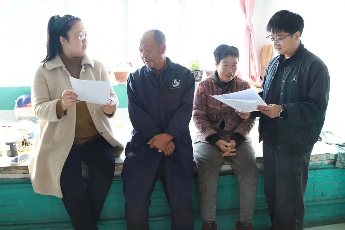 北票市台吉营乡：党员带头做示范 人居环境焕新颜