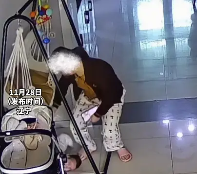 你以为很舒服的吊床 对宝宝有多危险？ 看完这个视频就知道了