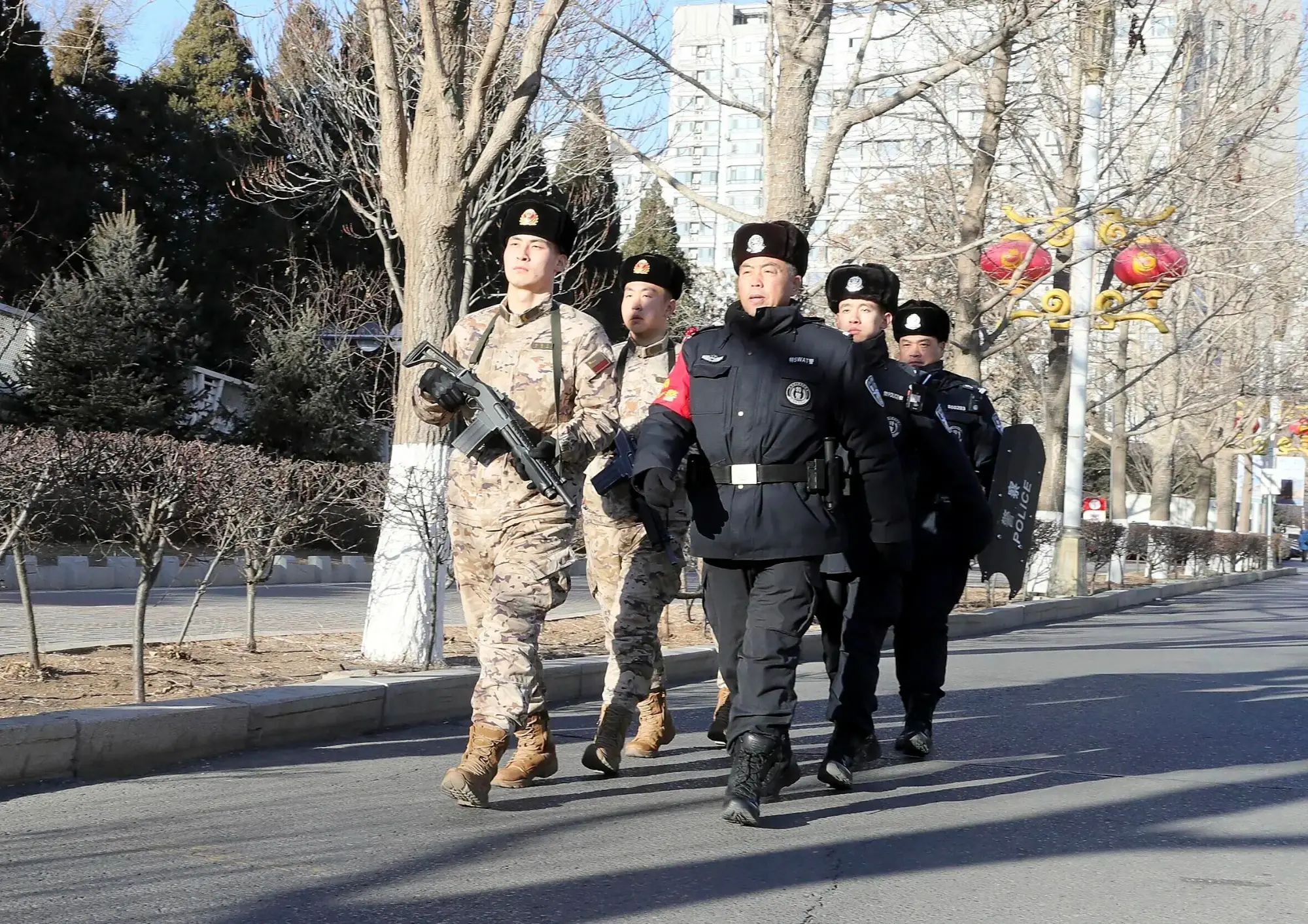 朝阳公安全时待命 绘就节日平安底色