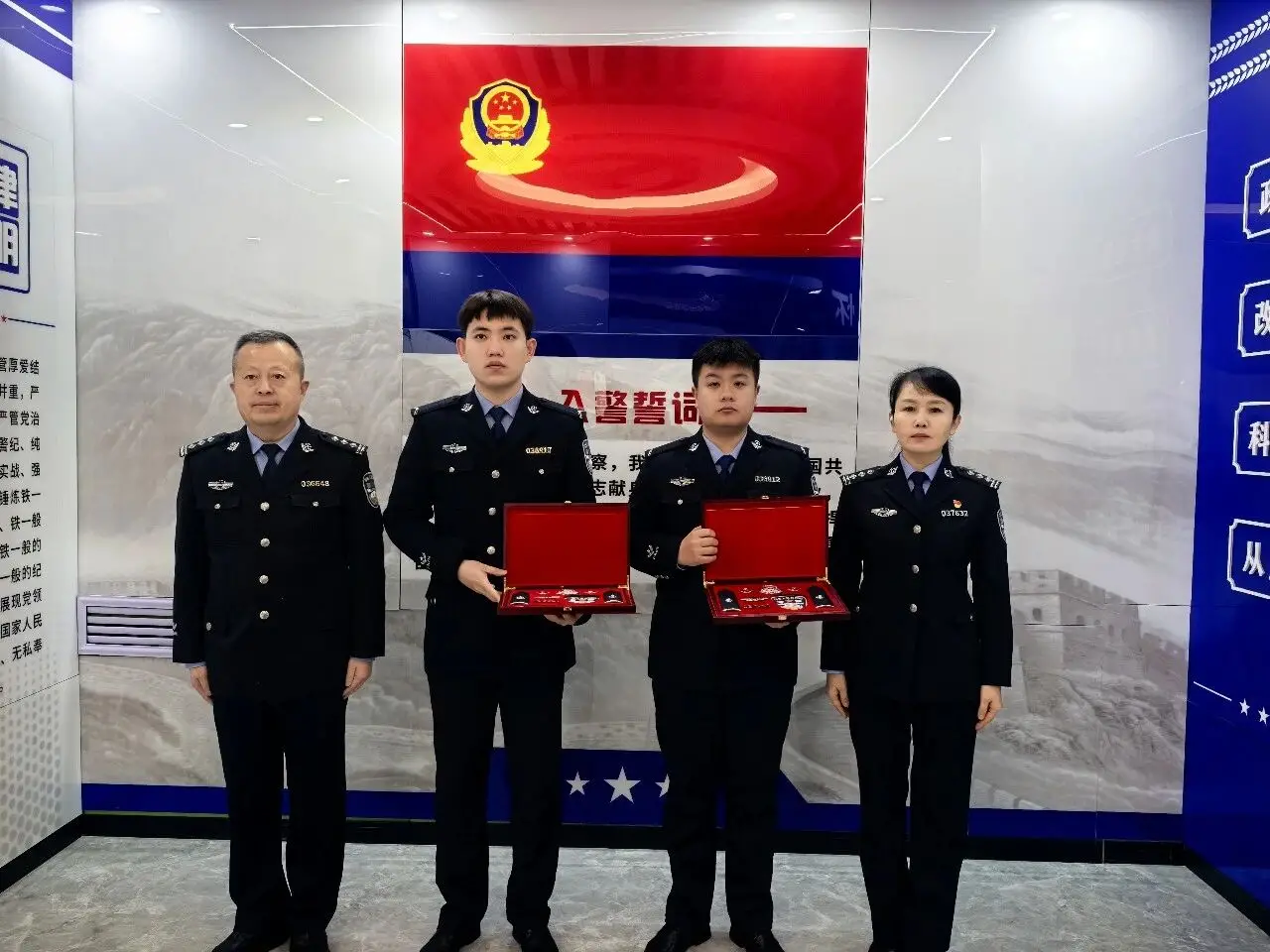 奋进创一流 警徽更闪亮丨米脂县公安局举行新警授衔仪式