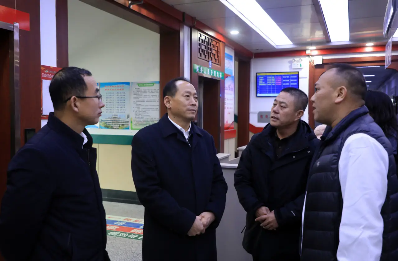 北票市委书记孙立文到医院调研医德医风建设和安全生产等工作